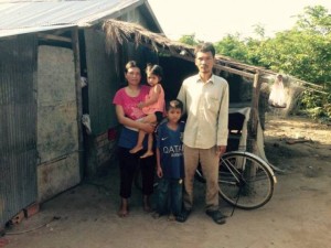 EL and his family in Peaksneng Cambodia